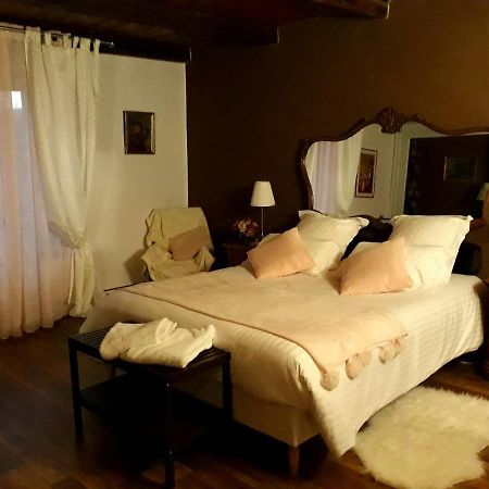 Bed And Breakfast "Le Moulin A Grains" Ménil-la-Horgne Екстериор снимка