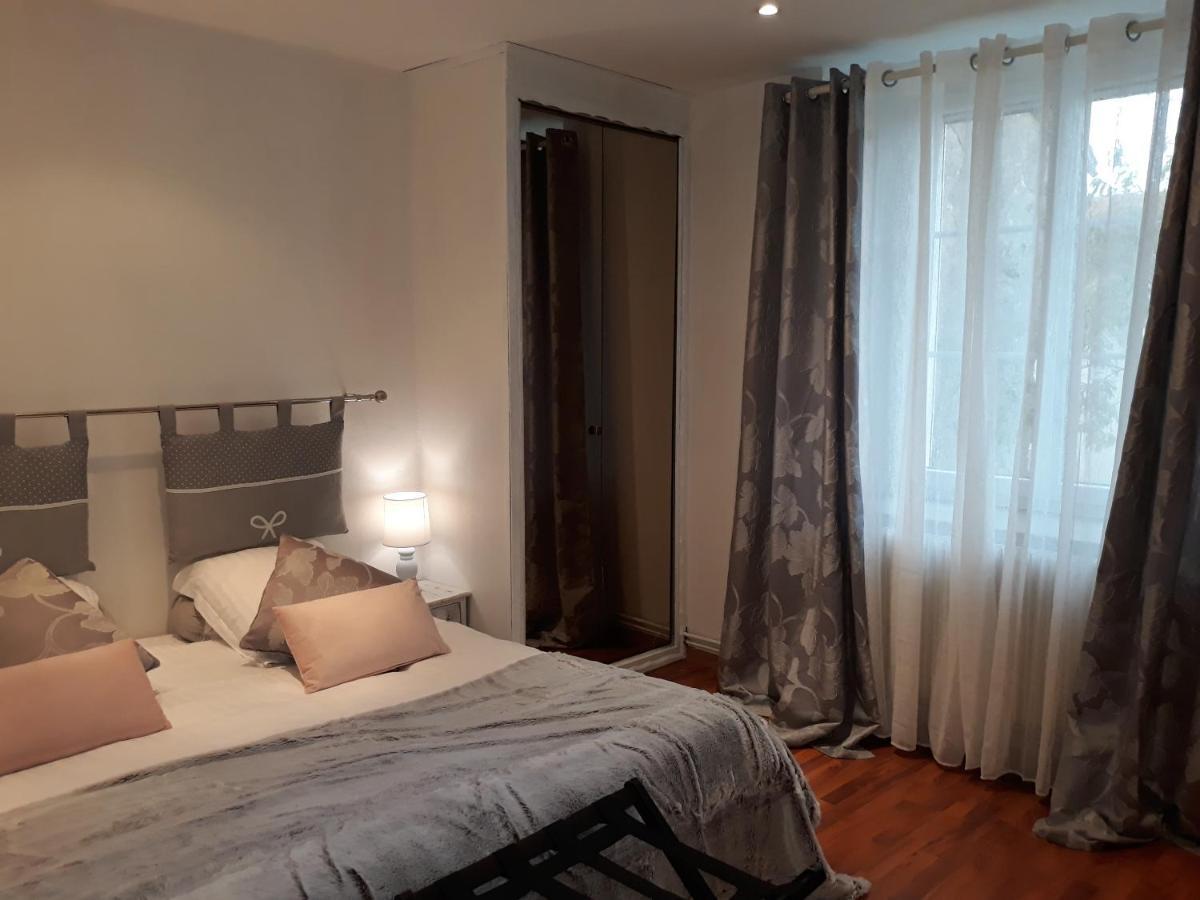 Bed And Breakfast "Le Moulin A Grains" Ménil-la-Horgne Екстериор снимка